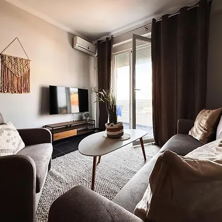 Apartment Alexandra